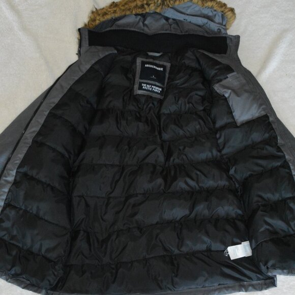Abercrombie & Fitch Premium Arctic Parka Women's Gray Faux Fur Hood size Medium - Picture 4 of 8